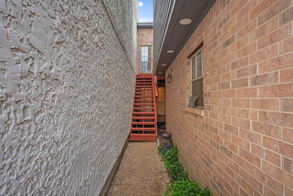 225 Capetown - Photo 34