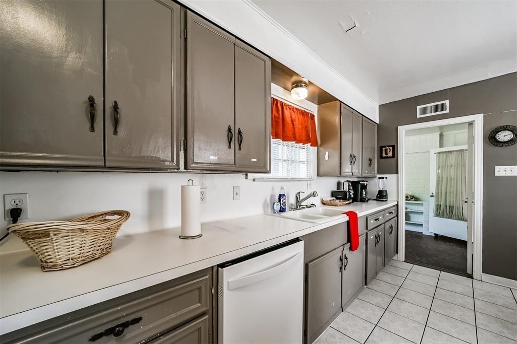 3423 Ozark Street - Photo 42