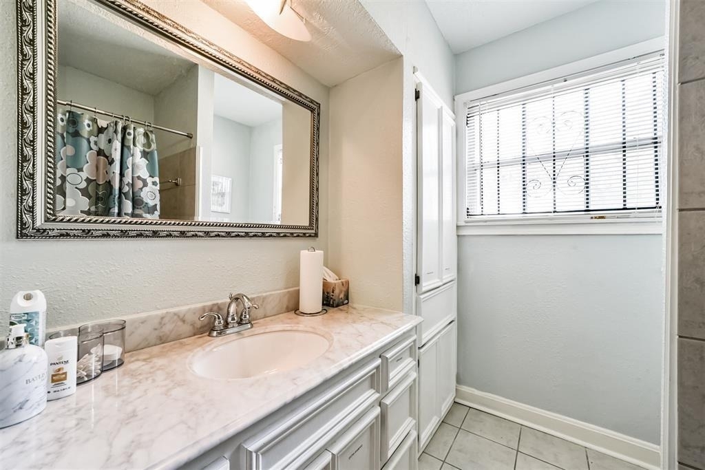3423 Ozark Street - Photo 28