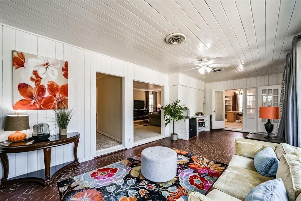 3423 Ozark Street - Photo 36
