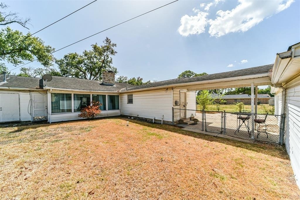 3423 Ozark Street - Photo 8