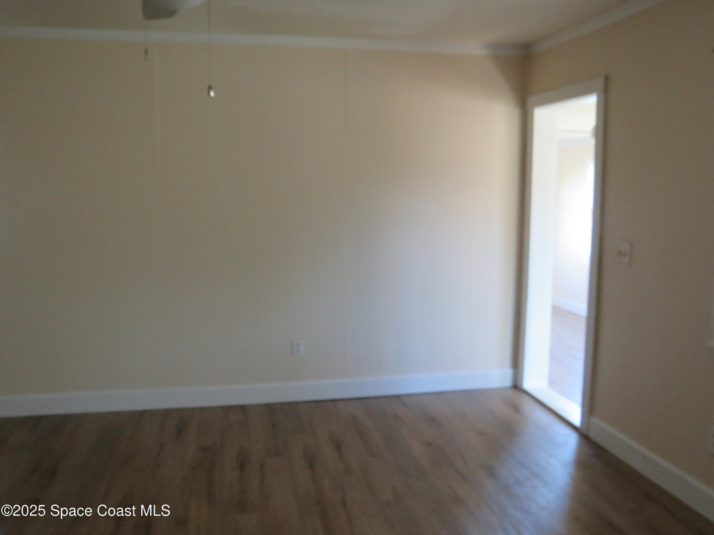 1690 Elizabeth Avenue - Photo 12