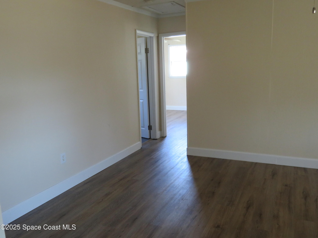 1690 Elizabeth Avenue - Photo 13