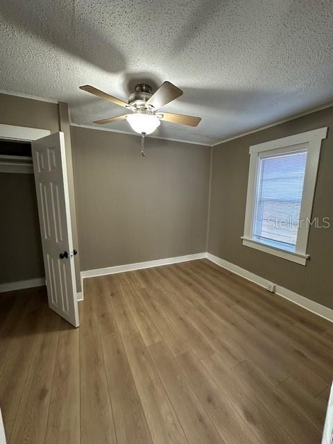 1587 Scranton Avenue - Photo 14