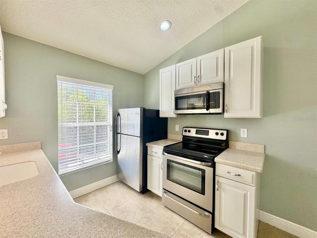 14541 Cotswolds Drive - Photo 10