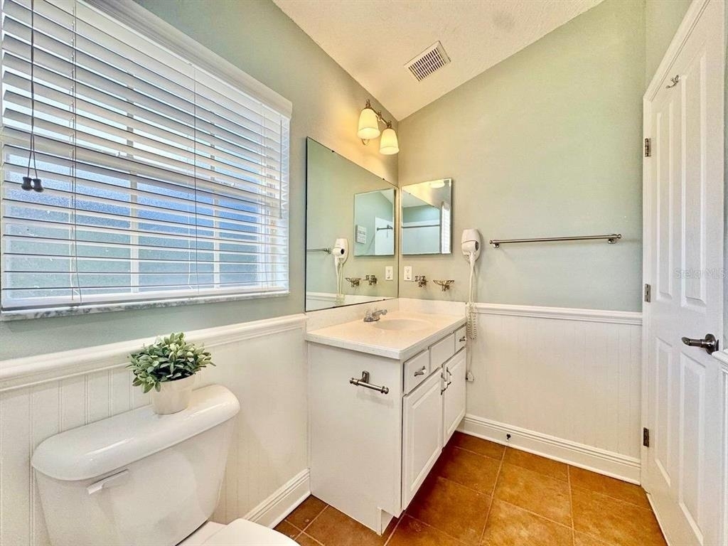 14541 Cotswolds Drive - Photo 13