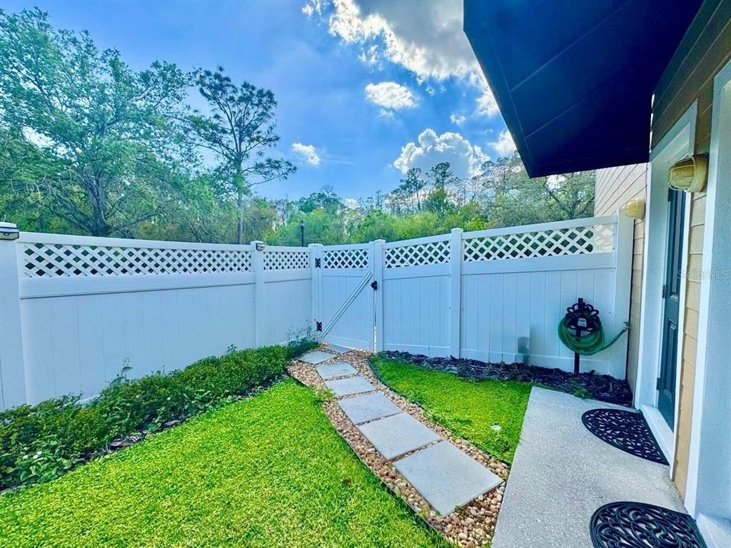 14541 Cotswolds Drive - Photo 5