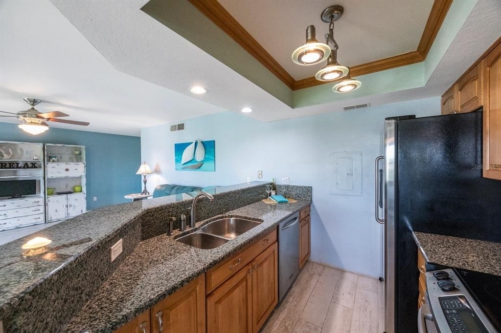 1125 Pinellas Bayway S - Photo 14