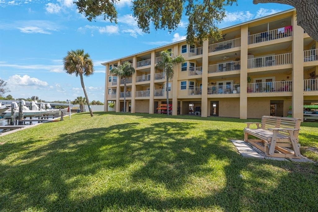 1125 Pinellas Bayway S - Photo 2