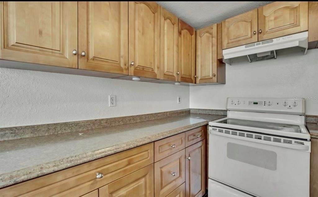 12527 1st Isle - Photo 14