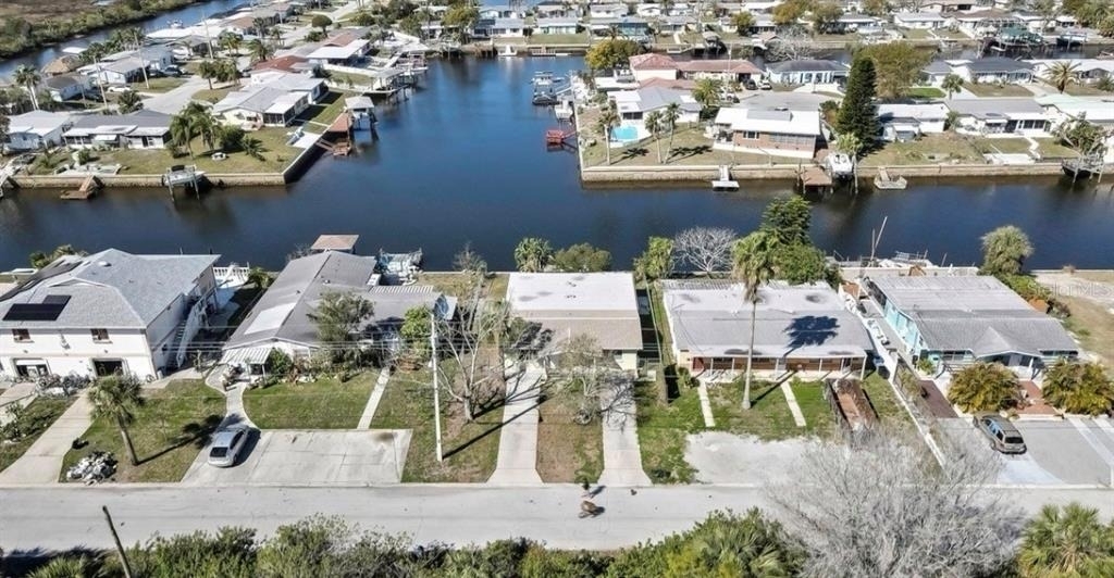 12527 1st Isle - Photo 35