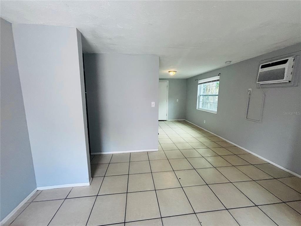 11733 N 12th Street - Photo 1
