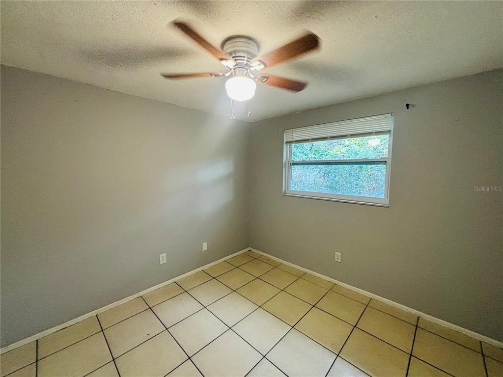 11733 N 12th Street - Photo 3