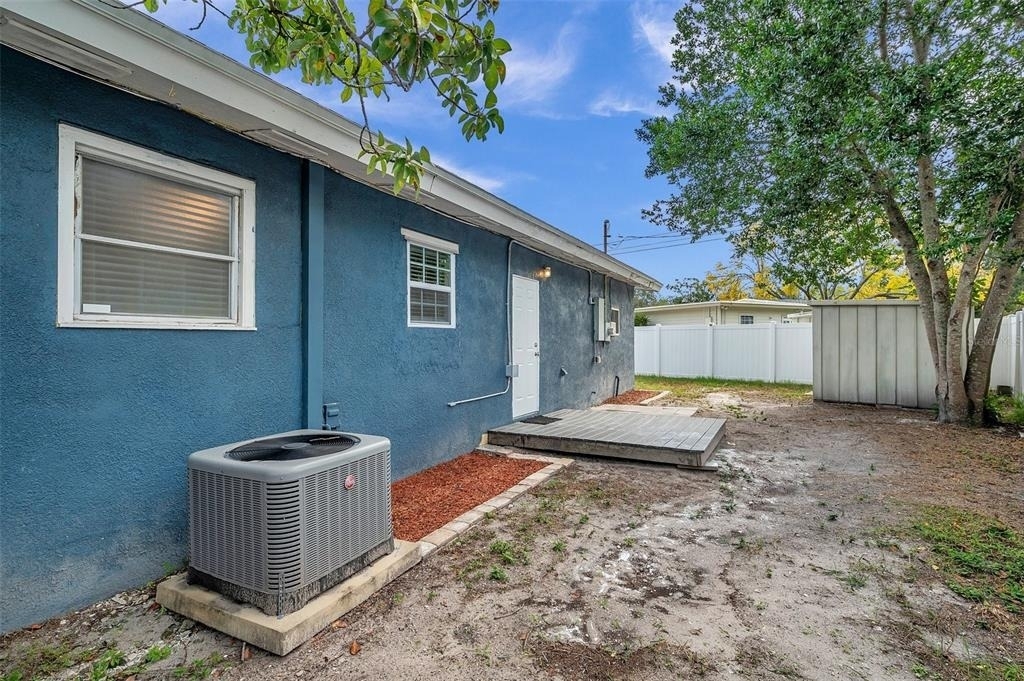 3230 51st Street N - Photo 40