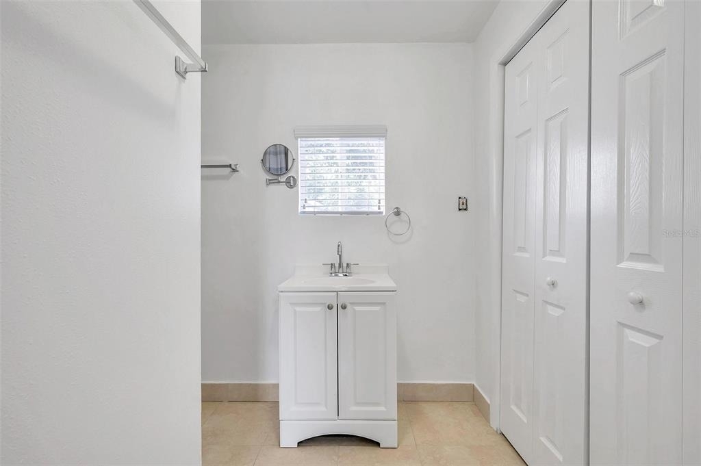 3230 51st Street N - Photo 33
