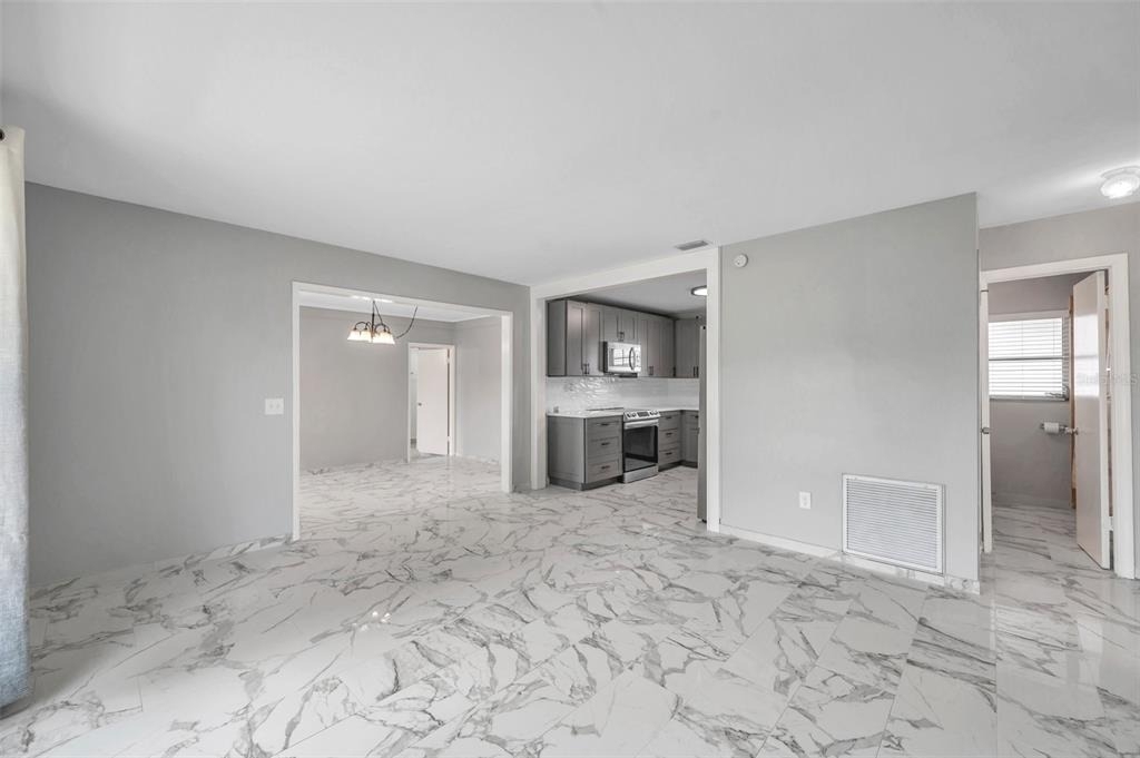 3230 51st Street N - Photo 8