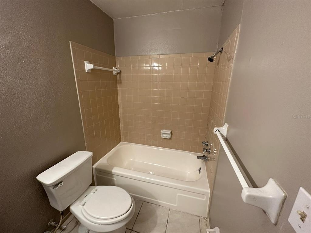 1830 Maravilla Avenue - Photo 24