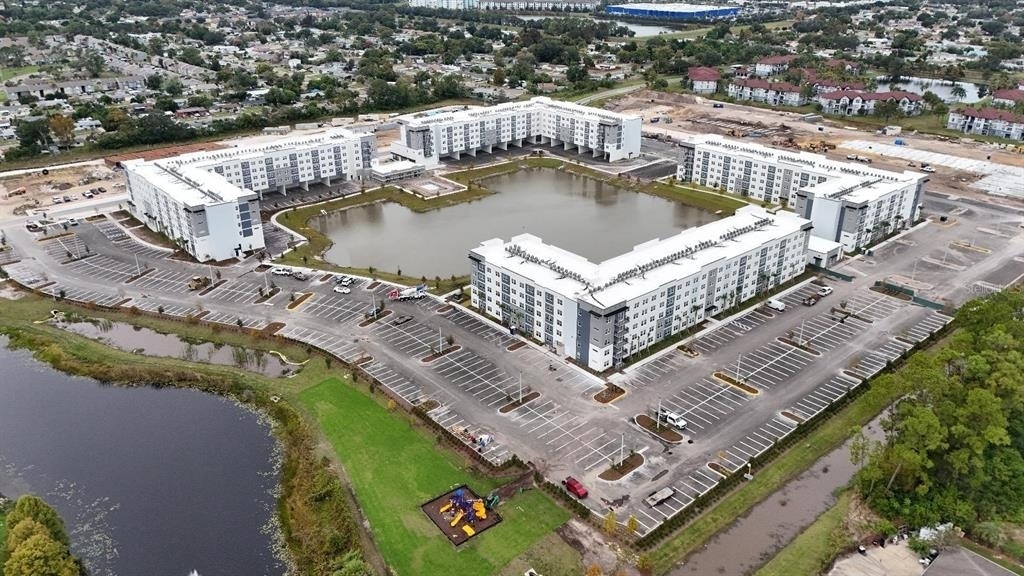 5587 Millenia Park Boulevard - Photo 4