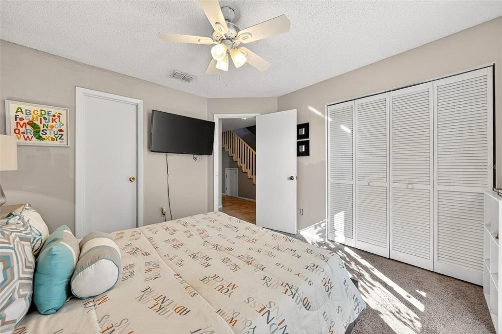 1300 Woodman Way - Photo 5
