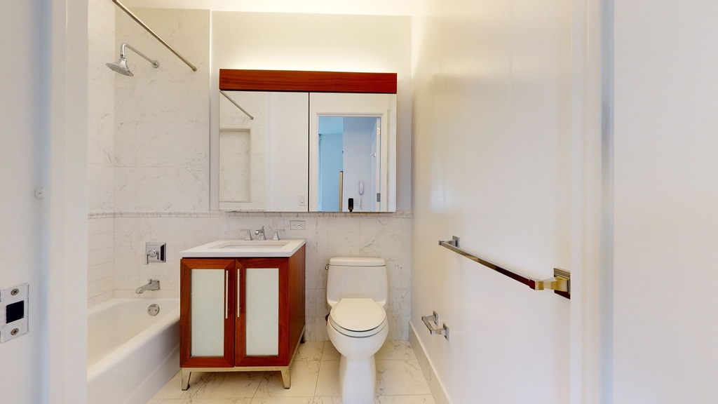 795 Columbus Ave - Photo 4