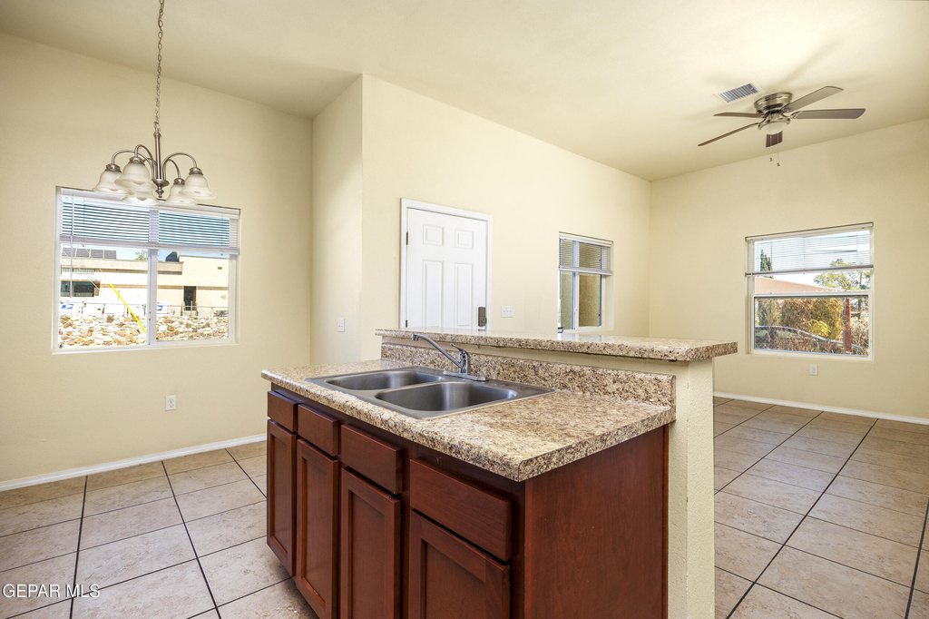 4120 Olympic Avenue - Photo 2