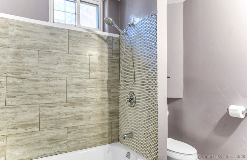 22 Wyman Street - Photo 3