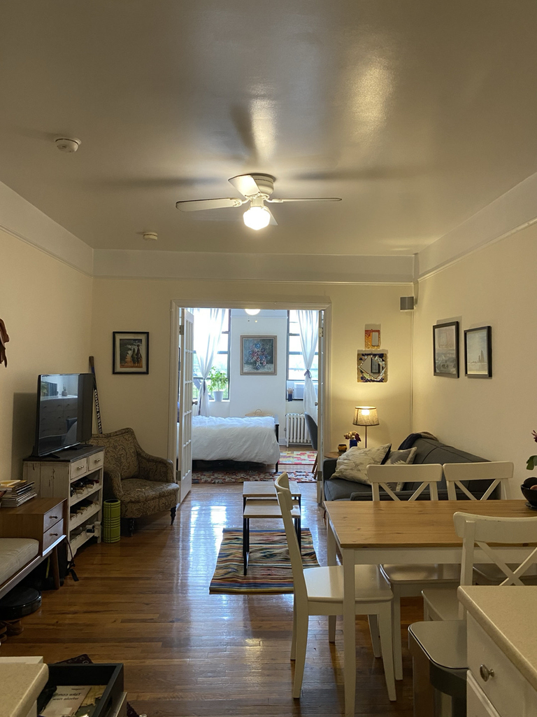 507 East 13th Street - Photo 3
