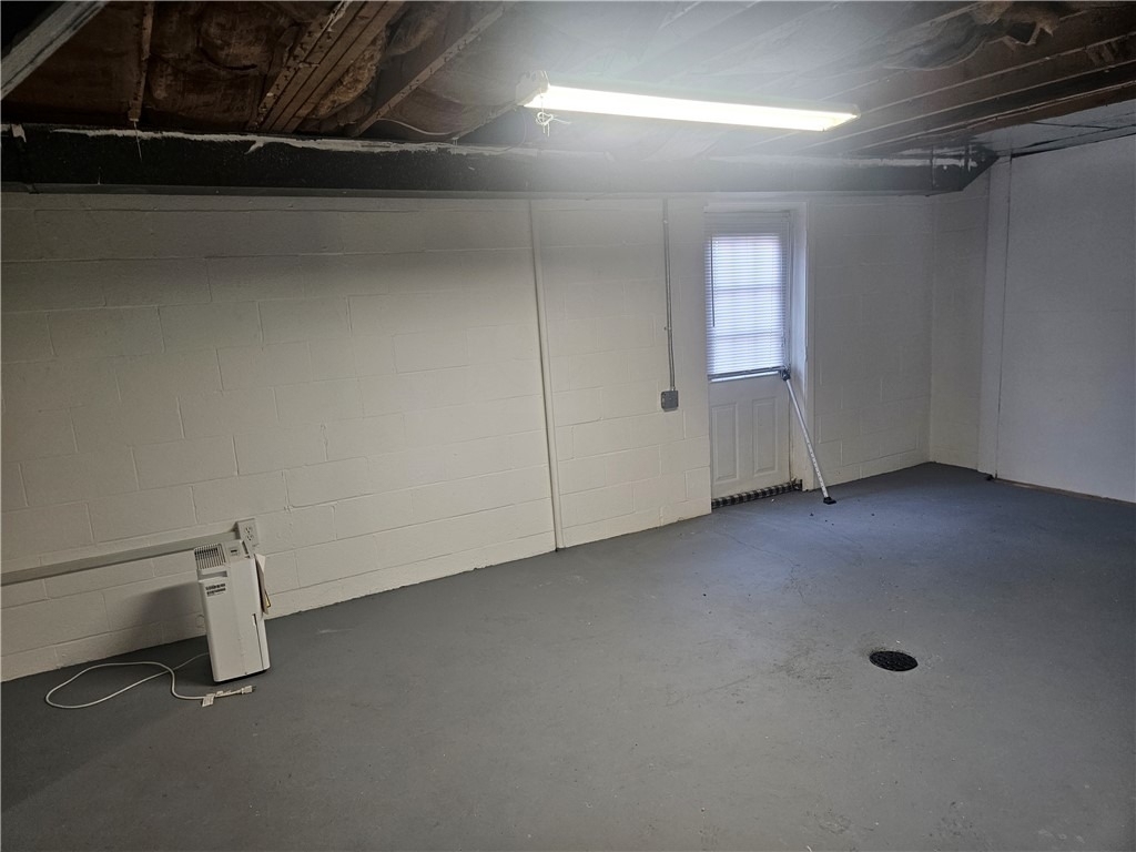 812 Westbury Rd - Photo 35