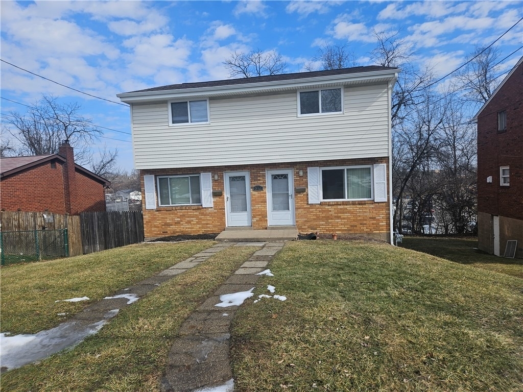 812 Westbury Rd - Photo 0