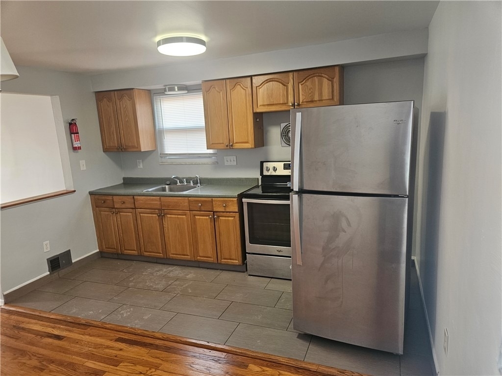 812 Westbury Rd - Photo 13