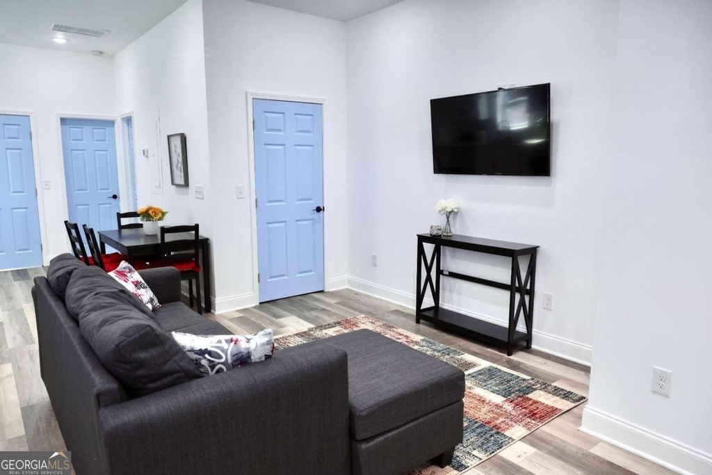 1455 Jonesboro Road - Photo 1