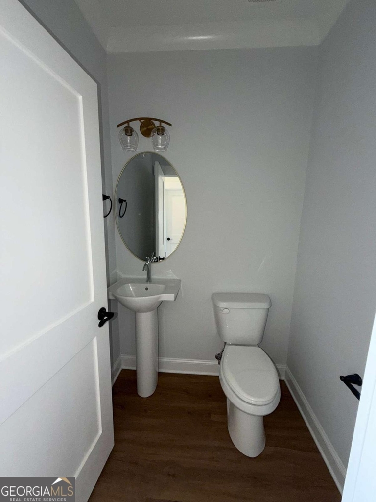 111 Longpoint Drive - Photo 17