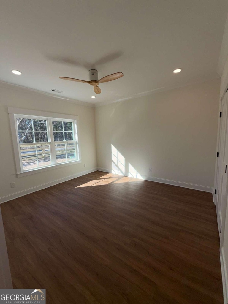 111 Longpoint Drive - Photo 13