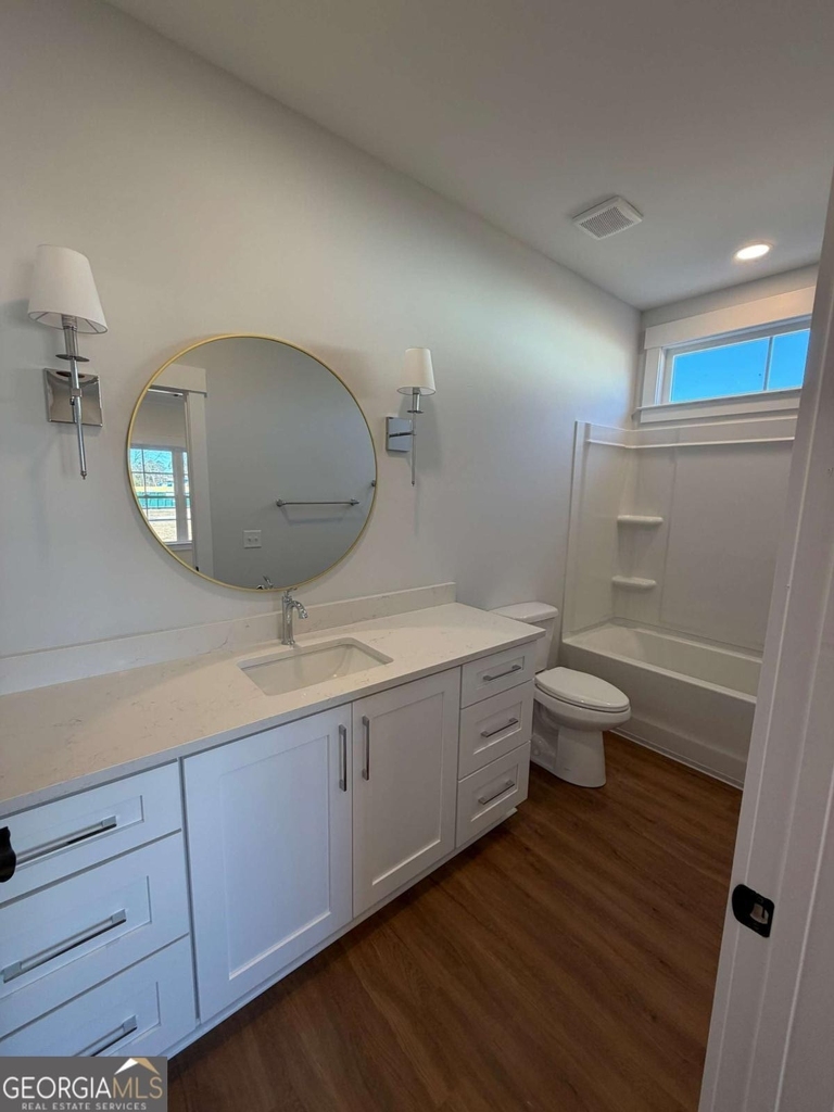 111 Longpoint Drive - Photo 14