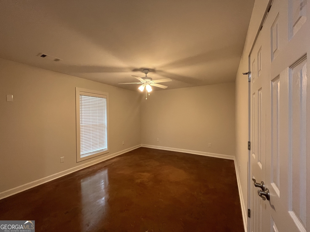 1112 Third Street - Photo 6