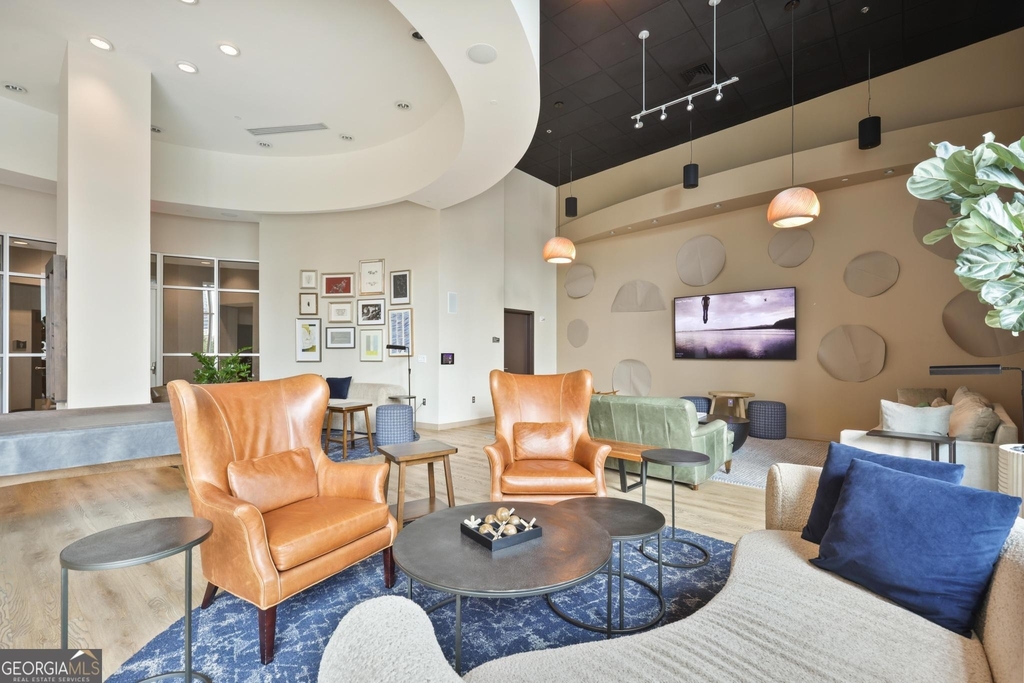 1080 Peachtree Street Ne - Photo 39
