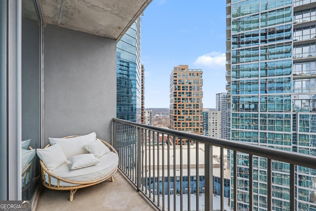 1080 Peachtree Street Ne - Photo 1