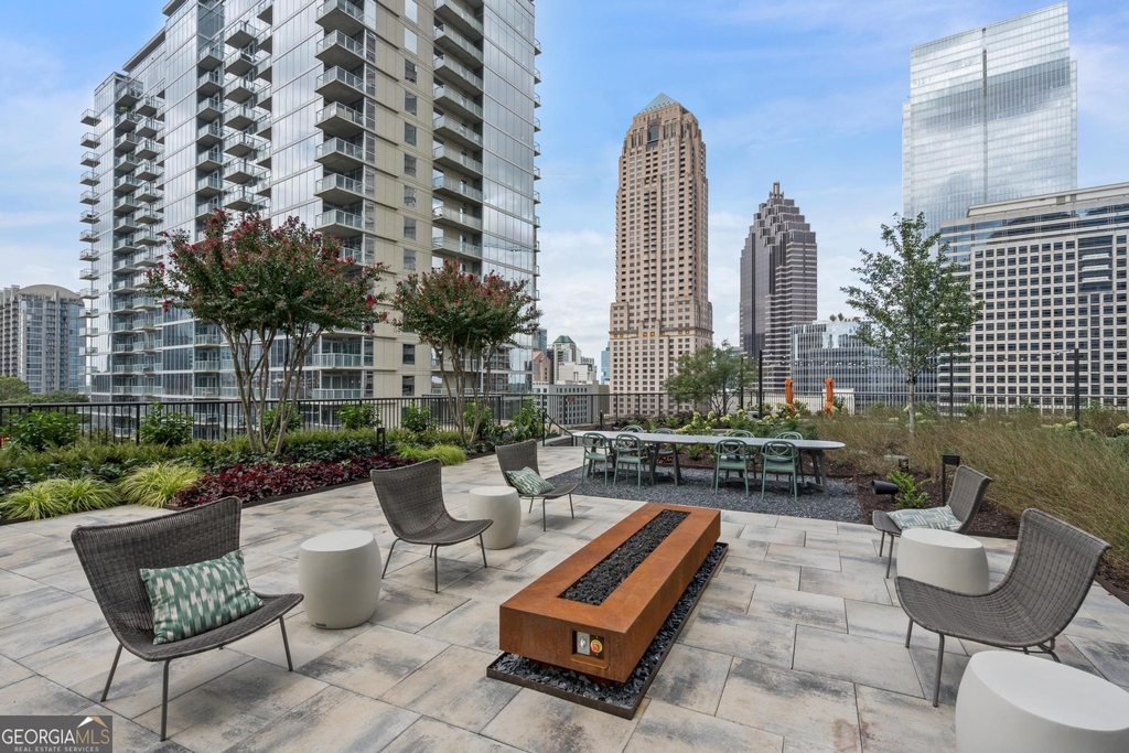 1080 Peachtree Street Ne - Photo 16