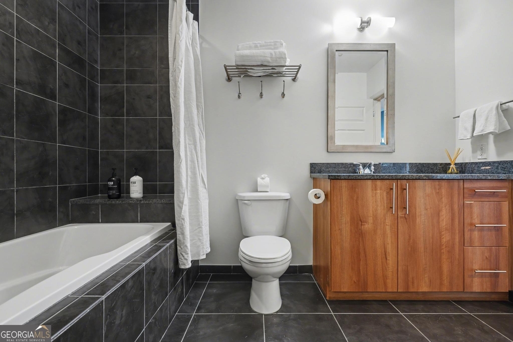 1080 Peachtree Street Ne - Photo 17