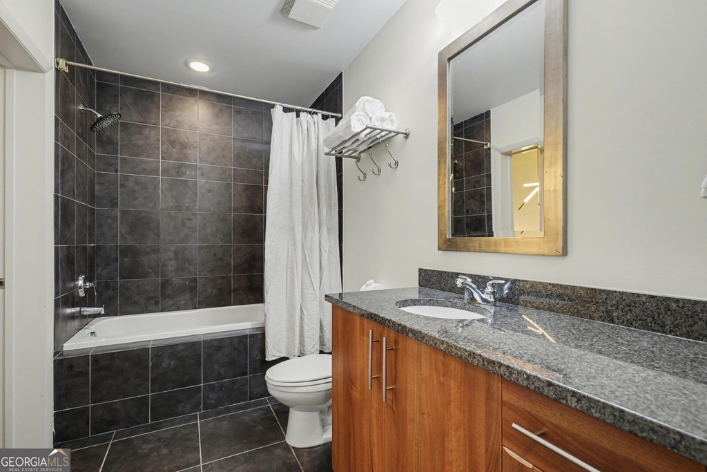 1080 Peachtree Street Ne - Photo 29