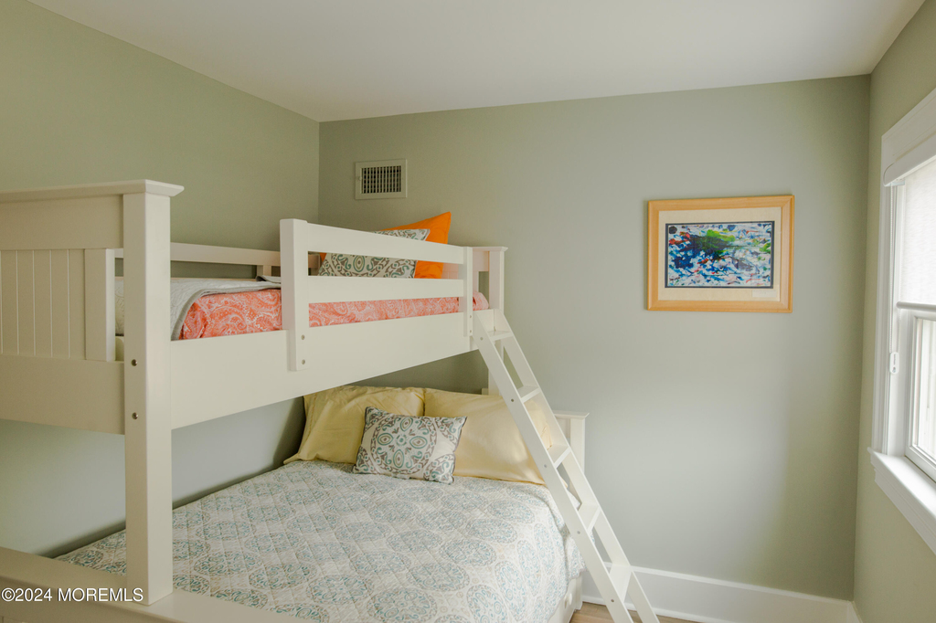 511 Asbury Avenue - Photo 30