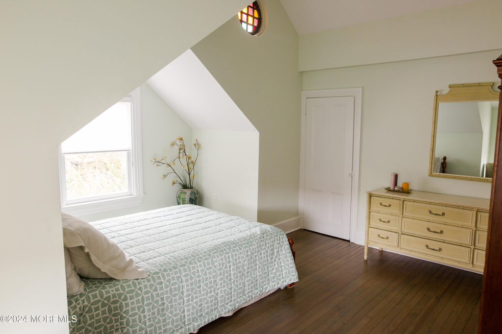 511 Asbury Avenue - Photo 42
