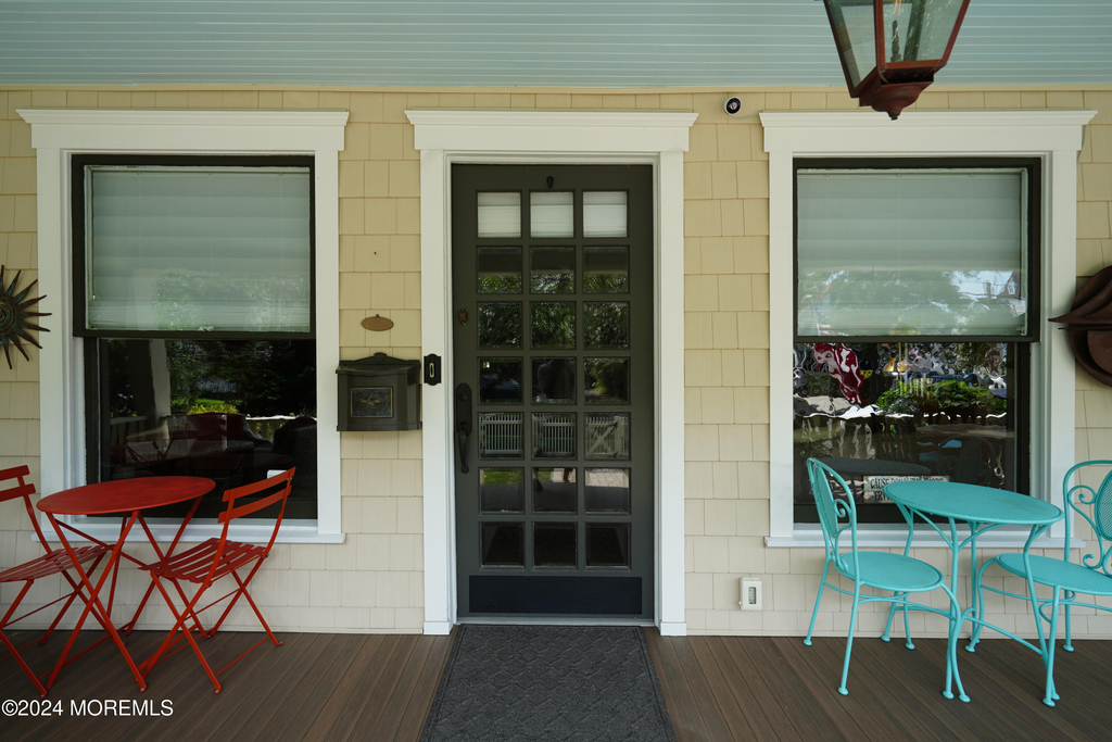 511 Asbury Avenue - Photo 4