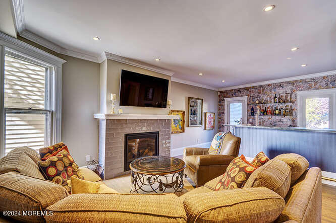 511 Asbury Avenue - Photo 17