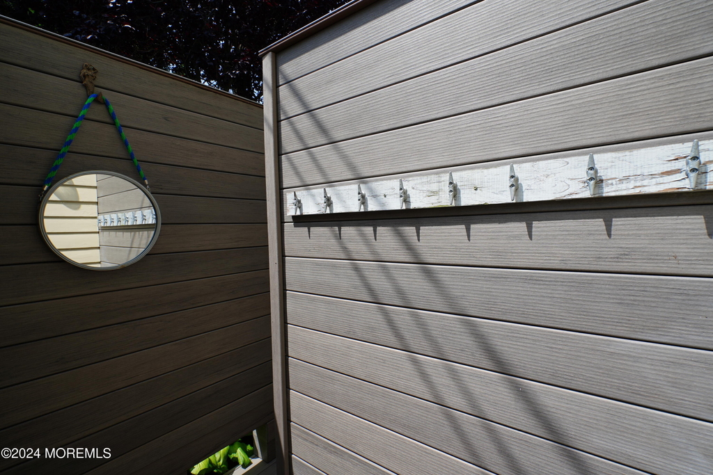511 Asbury Avenue - Photo 39