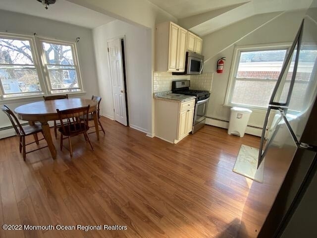 9 Howland Avenue - Photo 1