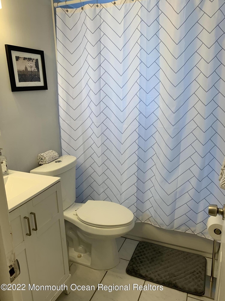 9 Howland Avenue - Photo 5
