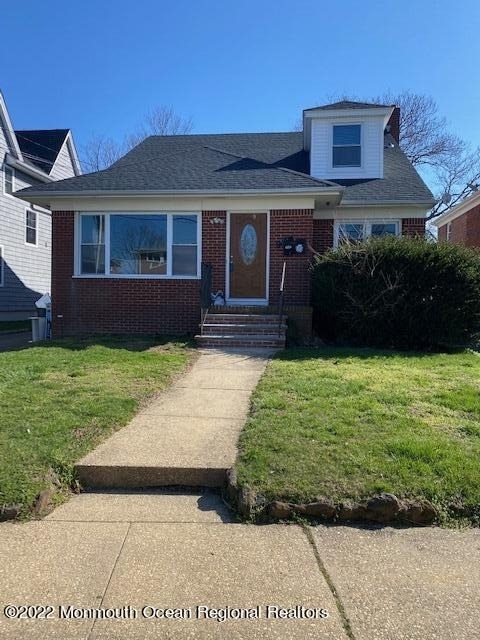 9 Howland Avenue - Photo 0