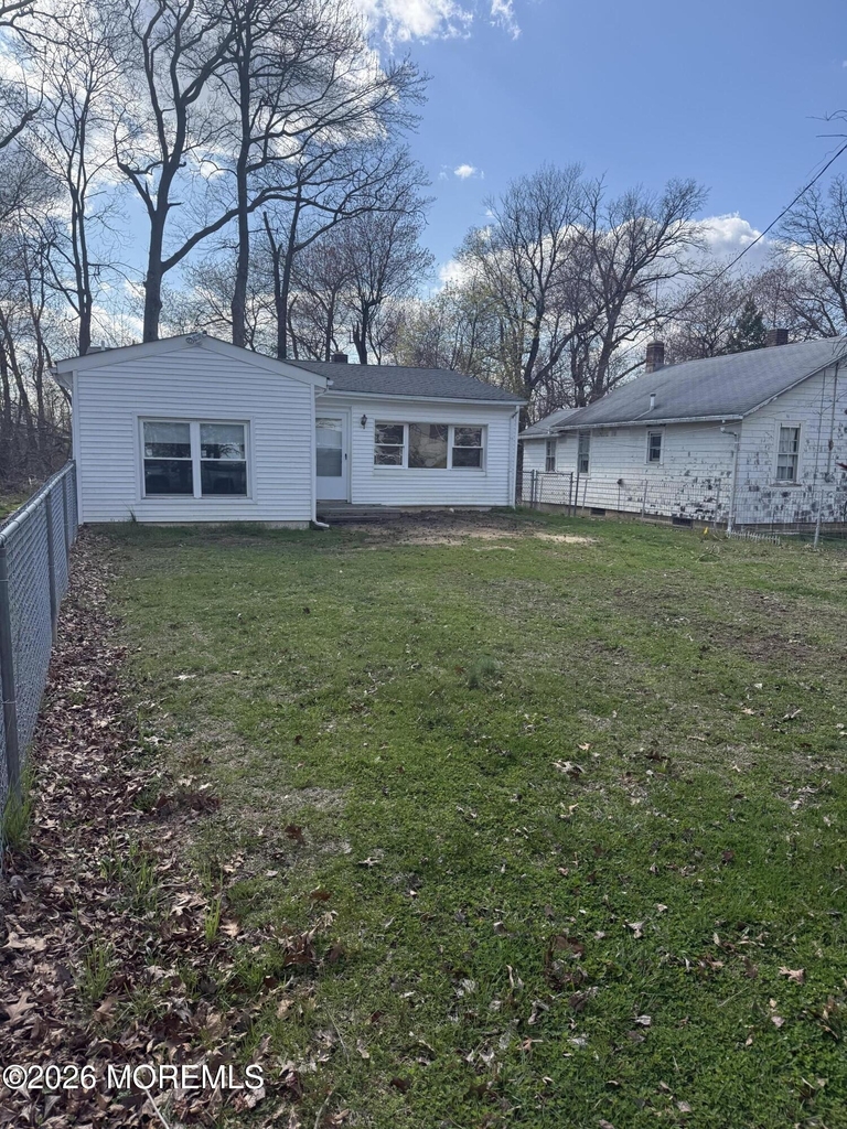 33 Weaverville Road - Photo 9