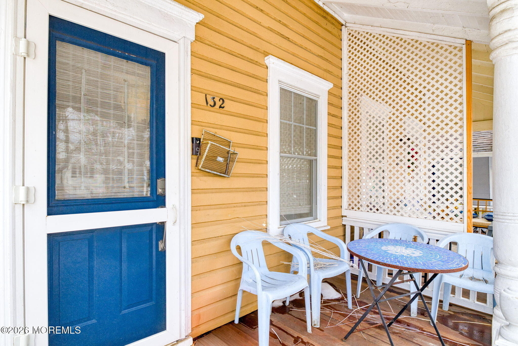 132 Heck Avenue - Photo 2